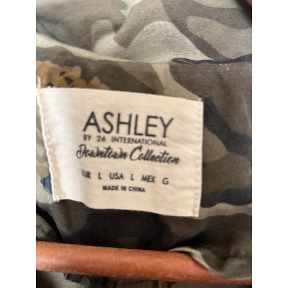 Ashley by 26 International Women’s Sz Large Camo Floral Drawstring Jacket - Picture 7 of 8